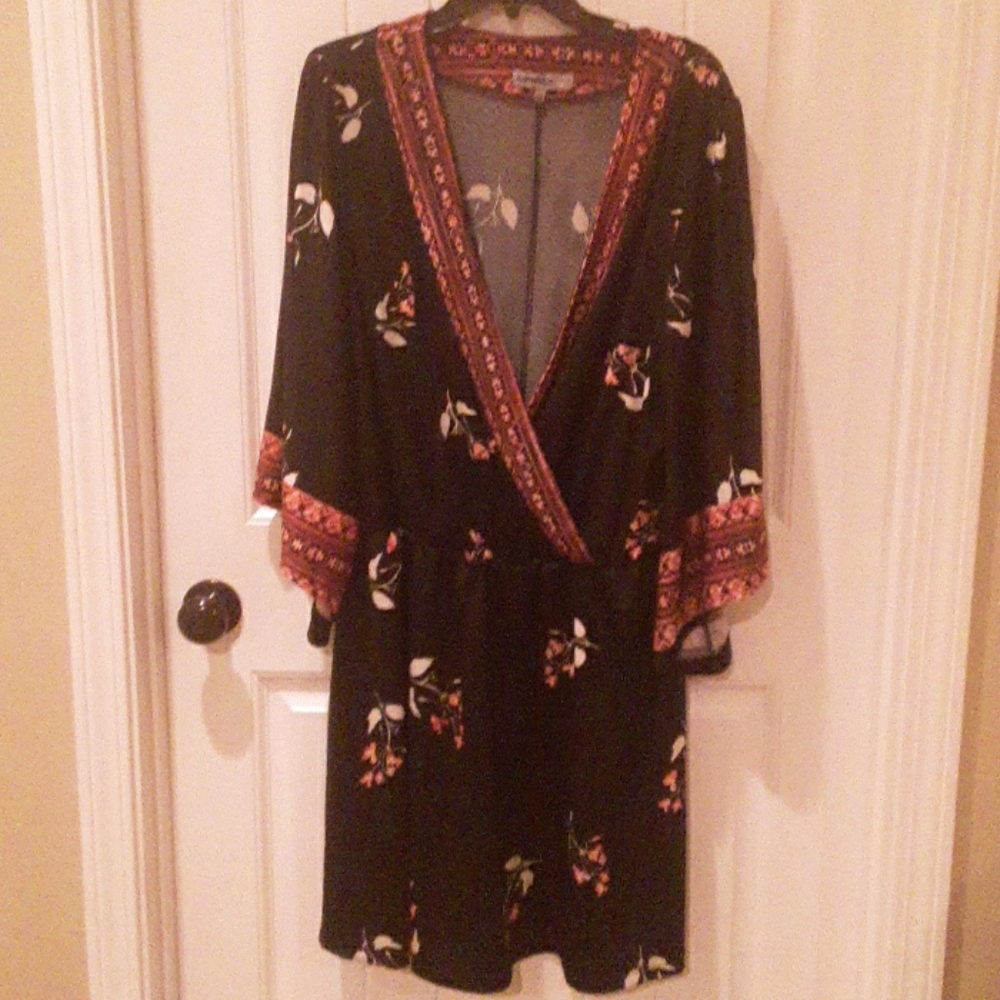 BAILEY BLUE BRAND / WOMANS DRESS / PLUS SIZED 1X